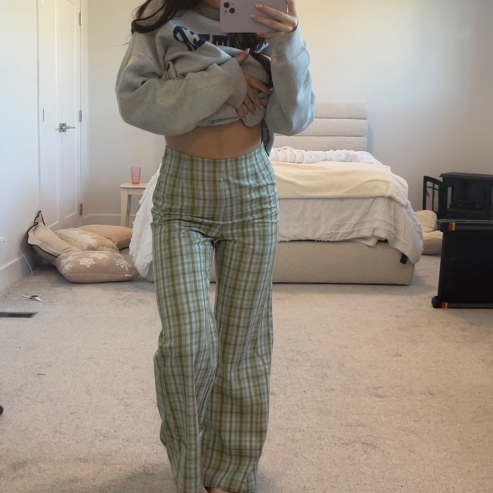 Princess polly plaid pants in green